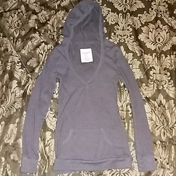 Zenana Outfitters Sweaters - Ladies Zenana lightweight hoodie